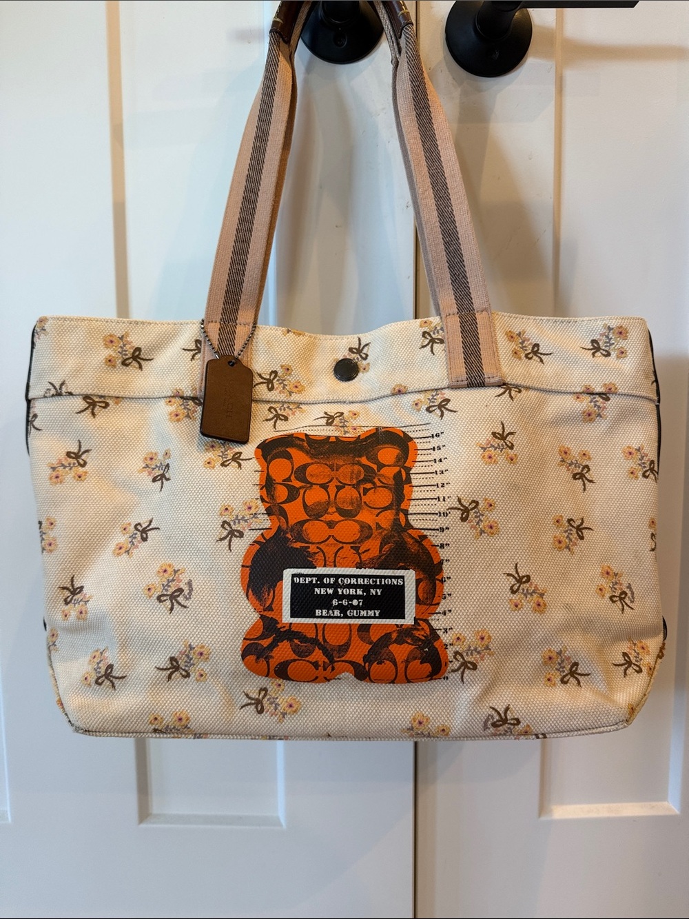 Coach Floral Canvas Tote Bag gummy Orange Bear Graphic tote designer purse tag